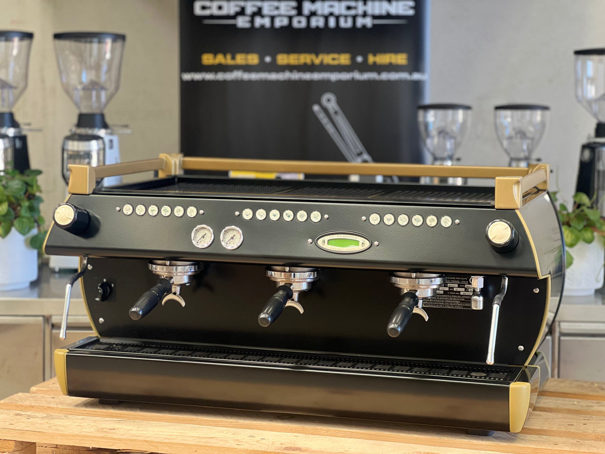La Marzocco GB5 3 Group Coffee Machine Black & Gold Coffee Machine