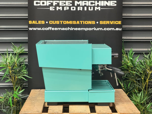 Demo La Marzocco Linea Classic S 2 Group Coffee Machine - Pearled Turquoise