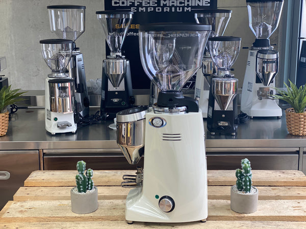 Brand New Mazzer Major V Electronic Coffee Grinder - White
