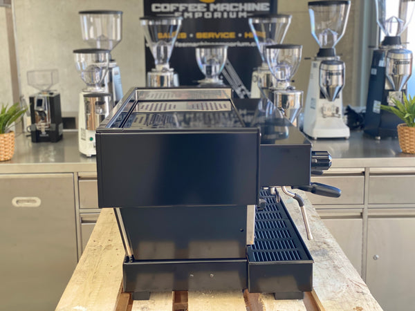 La Marzocco Linea Classic AV 3 Group Coffee Machine - Satin Black