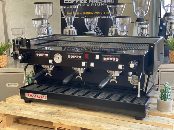 La Marzocco Linea Classic AV 3 Group Coffee Machine - Satin Black