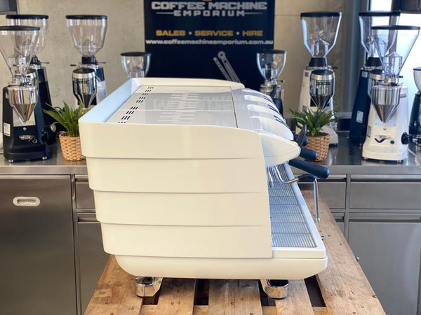 Victoria Arduino White Eagle Digit 3 Group Coffee Machine - Mother of Pearl White