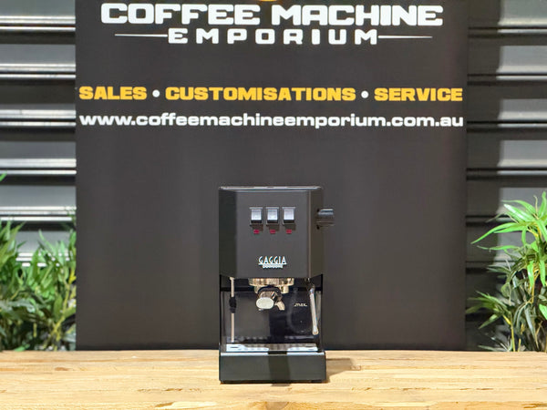 Gaggia Classic 1 Group Commercial Coffee Machine - a professional espresso machine forged from over eight decades of passion, precision, and Italian ingenuity, designed for dedicated home baristas and specialty coffee enthusiasts who settle for nothing less than the perfect shot. At its core, a commercial-grade 58mm brass group head and 3-way solenoid valve work in harmony to deliver consistent, high-pressure extractions that meet Specialty Coffee Association brewing standards.