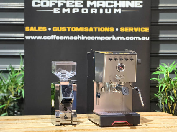 Brand New Gaggia Classic GT 1 Group & Brand New Eureka Specialita Smart Coffee Grinder