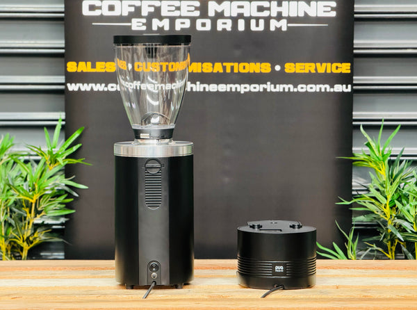 Brand New Mahlkonig E65S GBW Coffee Grinder & PUQ Press M3 Coffee Tamper Combo - Black