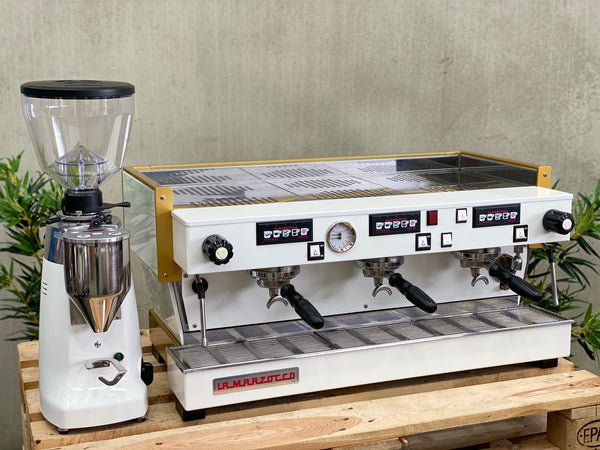 La Marzocco Linea Classic AV 3 Group Coffee Machine & Mazzer Kony E Grinder Package